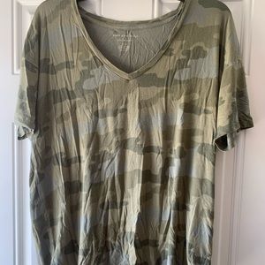 American Eagle Soft and Sexy Cano T-Shirt